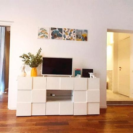 Cheerful Flat In Funky Rome Appartement Buitenkant foto